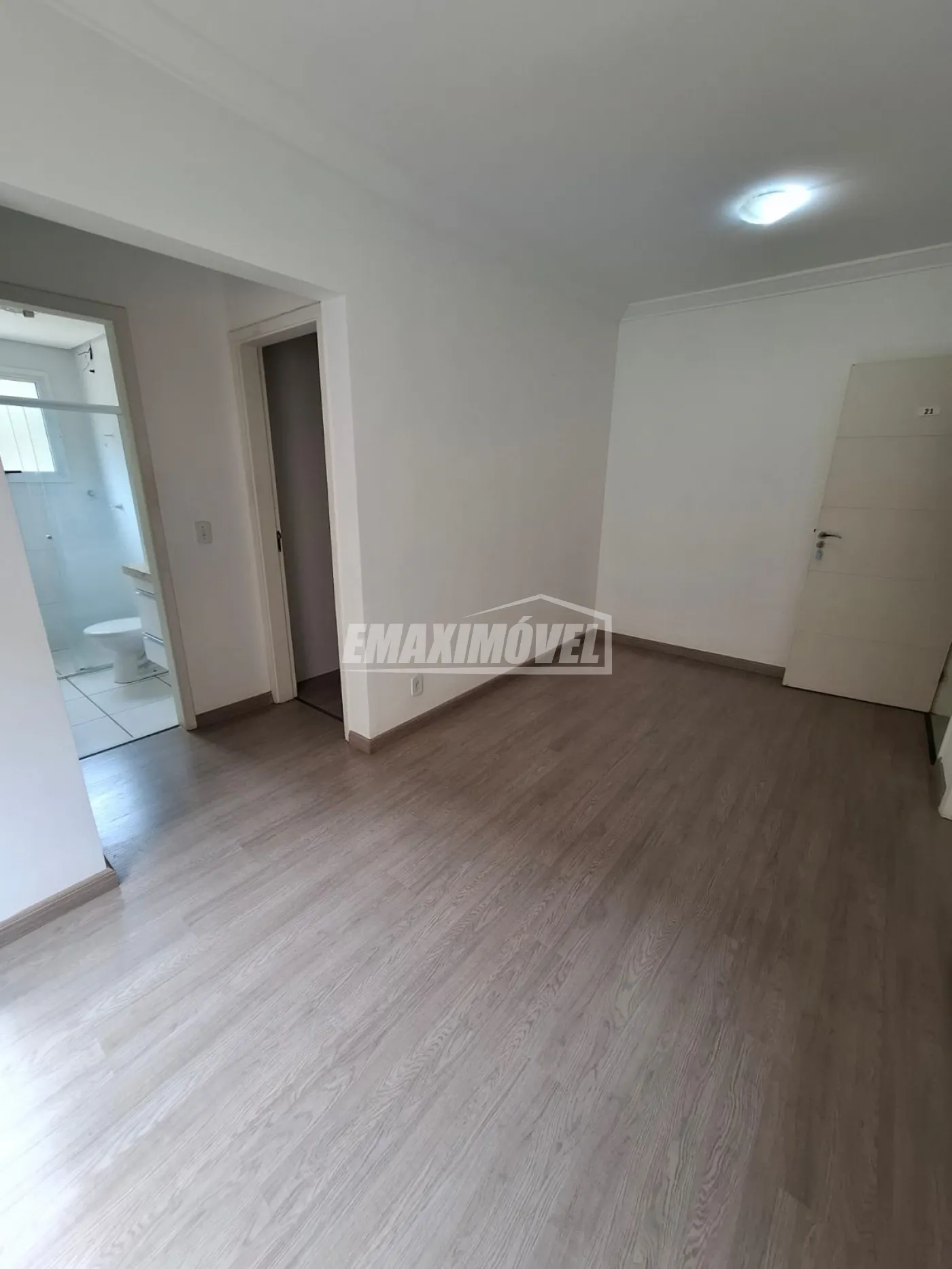 Alugar Apartamento / Padrão em Sorocaba R$ 1.700,00 - Foto 6
