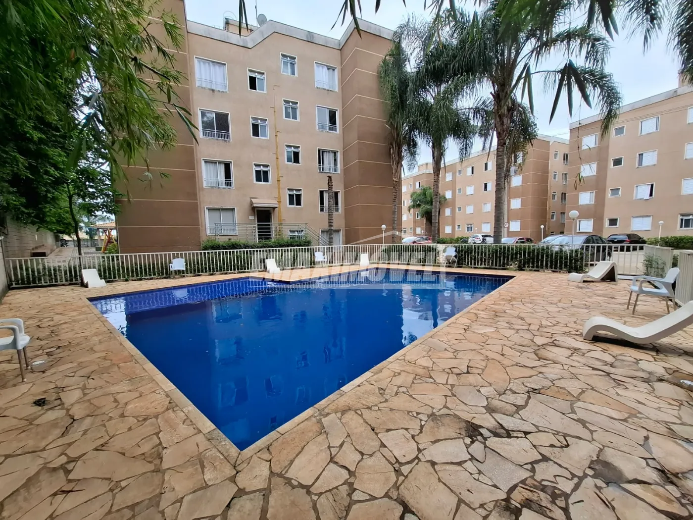 Alugar Apartamento / Padrão em Sorocaba R$ 1.700,00 - Foto 21