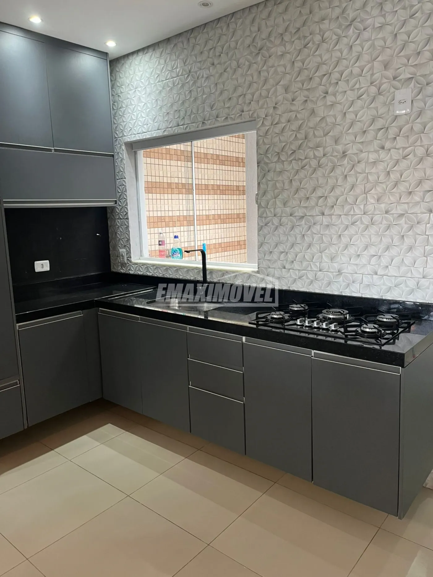 Alugar Casa / em Bairros em Sorocaba R$ 1.850,00 - Foto 5