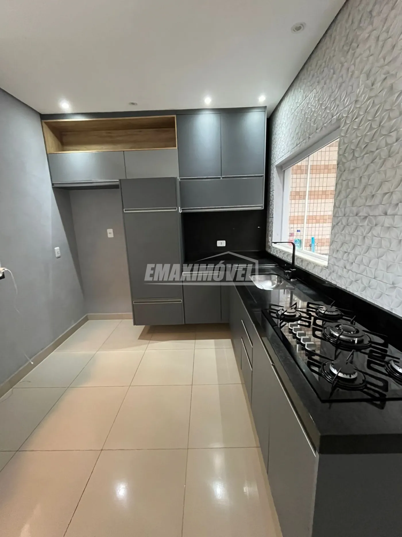 Alugar Casa / em Bairros em Sorocaba R$ 1.850,00 - Foto 6