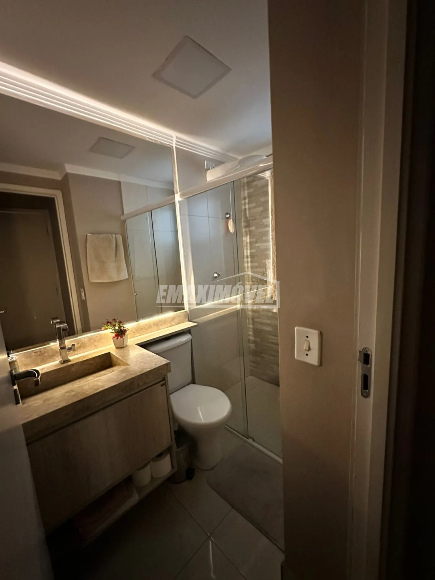 Comprar Apartamento / Padrão em Sorocaba R$ 400.000,00 - Foto 17