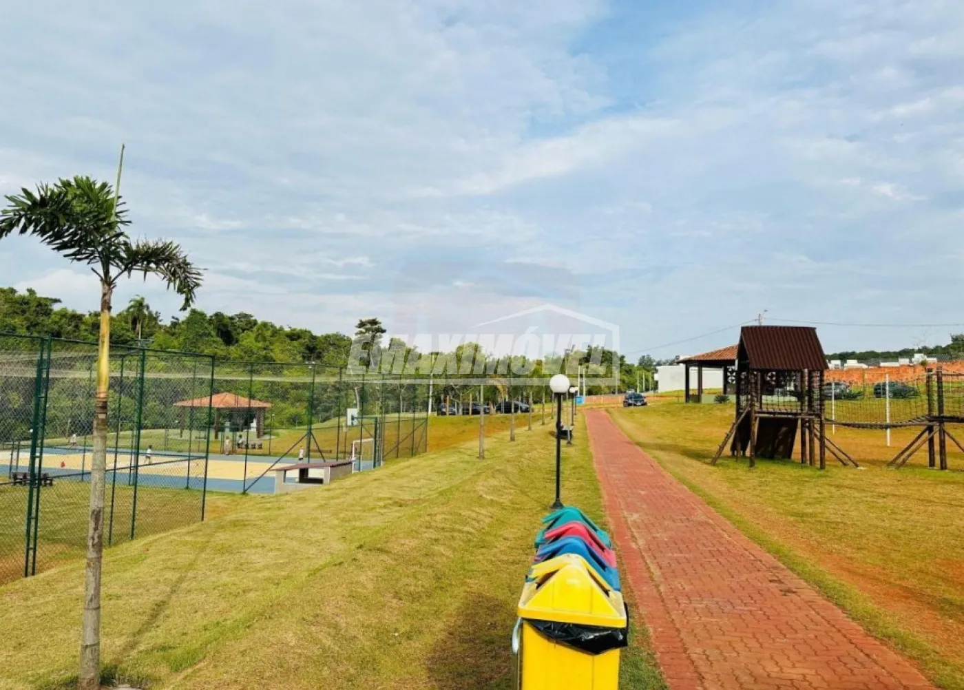 Comprar Terreno / em Condomínios em Sorocaba R$ 300.000,00 - Foto 6