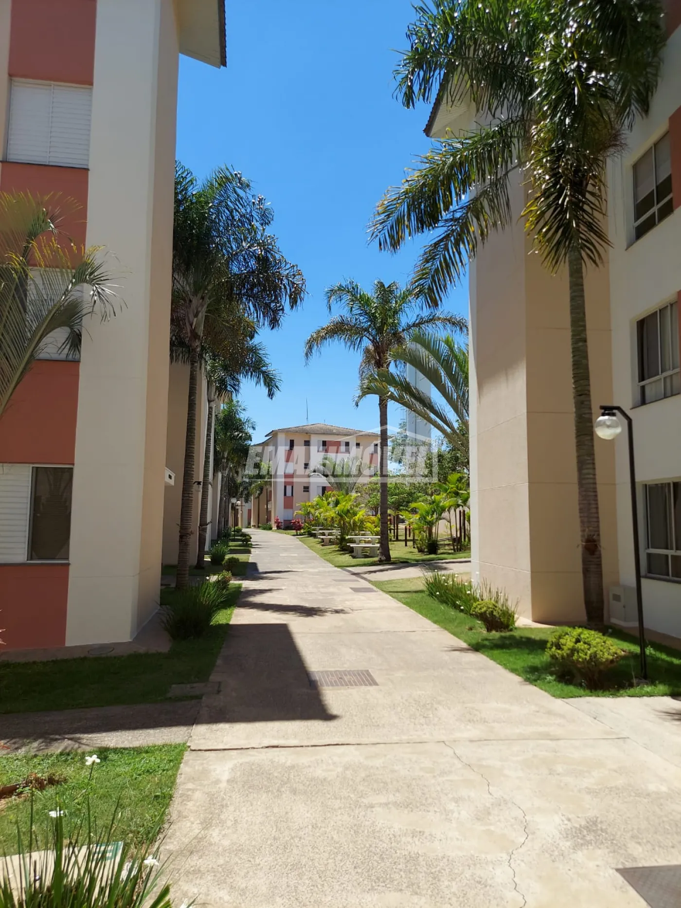 Alugar Apartamento / Padrão em Sorocaba R$ 1.800,00 - Foto 16