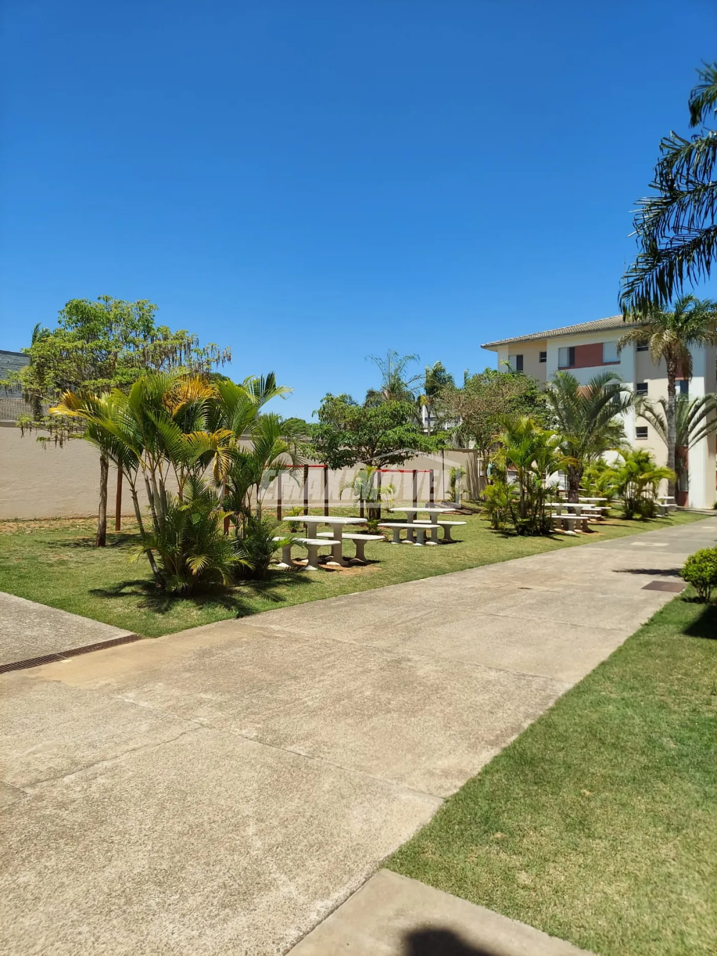 Alugar Apartamento / Padrão em Sorocaba R$ 1.800,00 - Foto 19