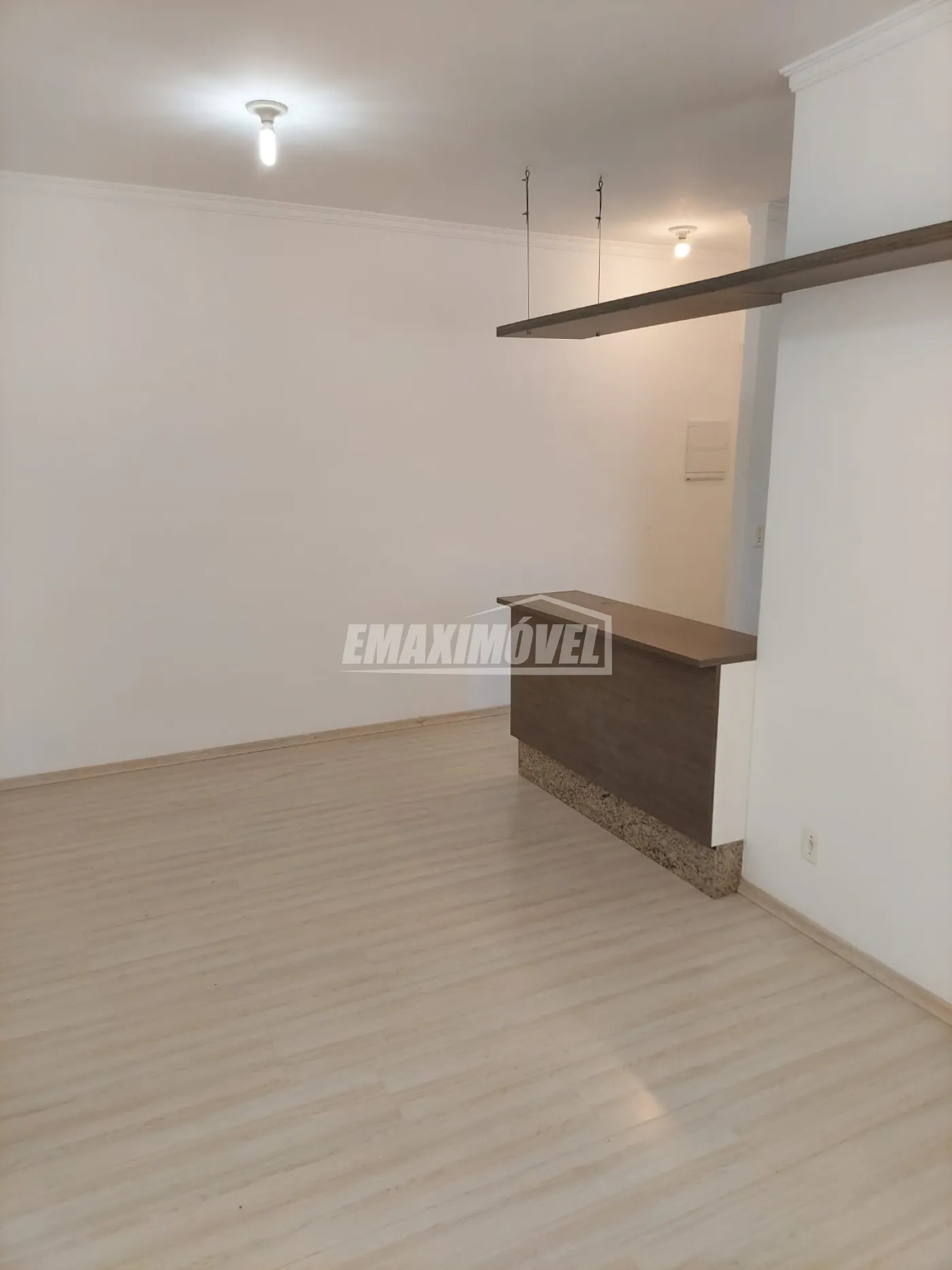 Alugar Apartamento / Padrão em Sorocaba R$ 1.800,00 - Foto 3
