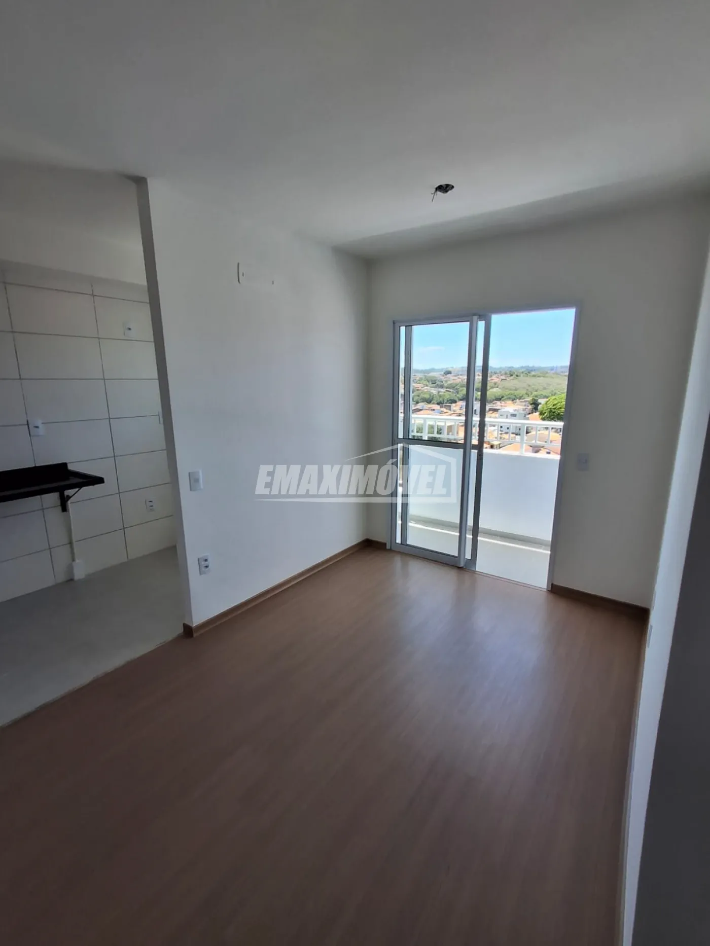 Comprar Apartamento / Padrão em Sorocaba R$ 310.000,00 - Foto 2