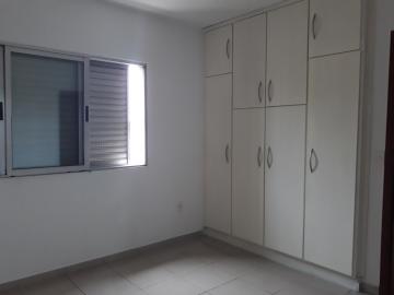 Alugar Apartamento / Padrão em Sorocaba R$ 1.100,00 - Foto 13