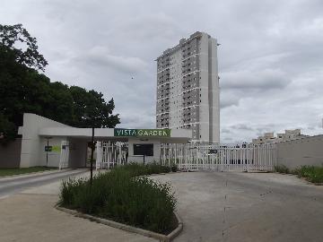 Alugar Apartamento / Padrão em Sorocaba. apenas R$ 1.100,00