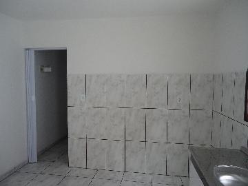 Alugar Apartamento / Kitnet em Sorocaba R$ 750,00 - Foto 3