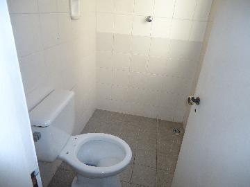 Alugar Apartamento / Padrão em Sorocaba R$ 800,00 - Foto 11