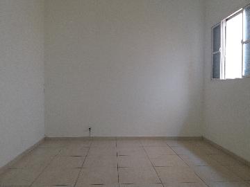 Alugar Casa / em Bairros em Sorocaba R$ 550,00 - Foto 9