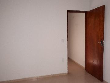 Alugar Casa / em Bairros em Sorocaba R$ 950,00 - Foto 6