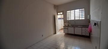 imagem 3 - Casa com 4 Quartos sendo 1 suíte e Quintal no Centro de Sorocaba! imagem 3 - Casa com 4 Quartos sendo 1 suíte e Quintal no Centro de Sorocaba!