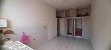imagem 4 - Casa com 4 Quartos sendo 1 suíte e Quintal no Centro de Sorocaba! imagem 4 - Casa com 4 Quartos sendo 1 suíte e Quintal no Centro de Sorocaba!