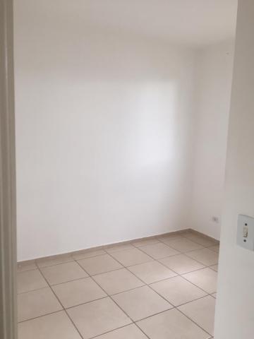 Alugar Apartamento / Padrão em Sorocaba R$ 800,00 - Foto 10
