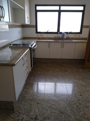 Alugar Apartamento / Padrão em Sorocaba R$ 2.000,00 - Foto 4