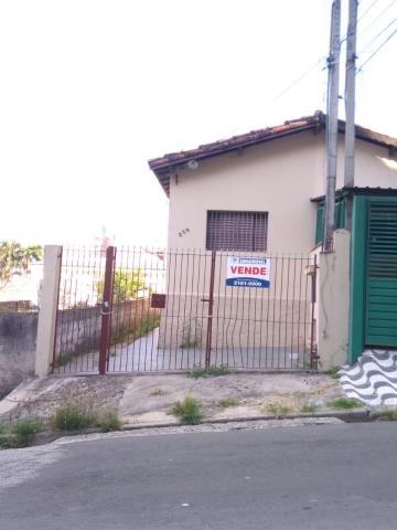 Alugar Casa / em Bairros em Sorocaba R$ 650,00 - Foto 1