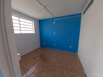 Alugar Casa / em Bairros em Sorocaba R$ 790,00 - Foto 8