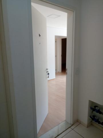 Alugar Apartamento / Padrão em Sorocaba R$ 890,00 - Foto 2