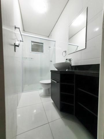 Alugar Apartamento / Padrão em Sorocaba R$ 750,00 - Foto 3