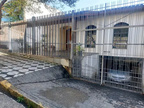 imagem 2 - Casa com 5 Quartos sendo 2 suítes, 2 vagas e salão - Jardim Europa imagem 2 - Casa com 5 Quartos sendo 2 suítes, 2 vagas e salão - Jardim Europa