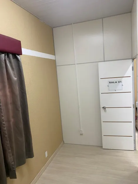 Alugar Sala Comercial / em Bairro em Sorocaba. apenas R$ 800,00