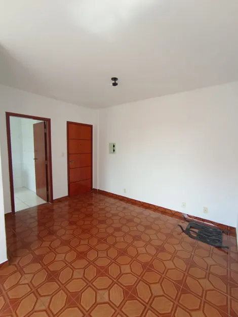 Apartamento Padrão - Residencial Paes de Linhares