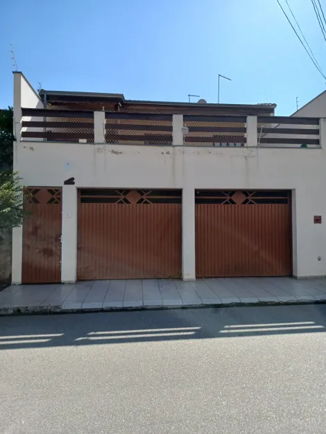 Alugar Casa / em Bairros em Sorocaba. apenas R$ 420.000,00