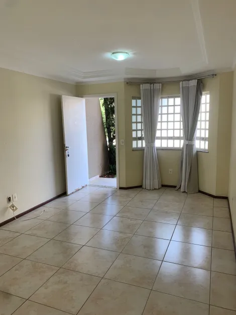 imagem 3 - Casa com 3 Quartos sendo 1 suíte e 3 vagas - Jd. Guadalajara imagem 3 - Casa com 3 Quartos sendo 1 suíte e 3 vagas - Jd. Guadalajara