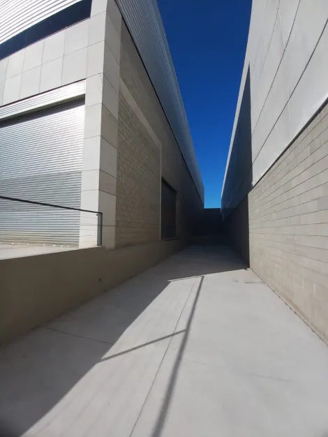 imagem 2 - Galpão Comercial para Locação com 900m² e 2 escritórios imagem 2 - Galpão Comercial para Locação com 900m² e 2 escritórios
