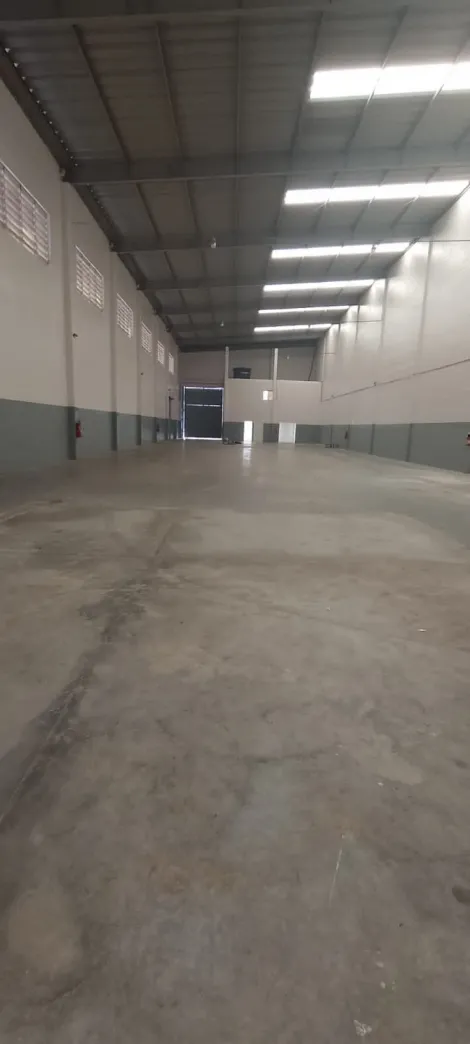 imagem 2 - Galpão com 1.000 m² no bairro Cajuru do Sul imagem 2 - Galpão com 1.000 m² no bairro Cajuru do Sul