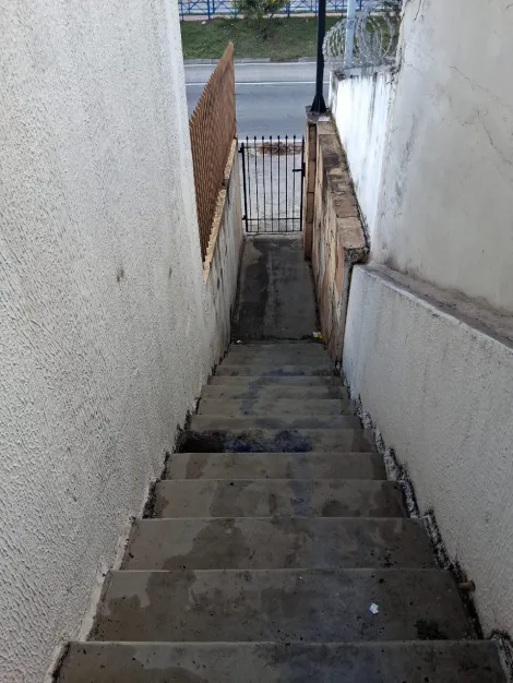 imagem 3 - Casa comercial com 3 Salas na Av. Itavuvu imagem 3 - Casa comercial com 3 Salas na Av. Itavuvu
