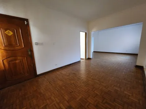 imagem 3 - Casa com 3 Quartos sendo 1 suíte e 6 vagas - Vila Augusta imagem 3 - Casa com 3 Quartos sendo 1 suíte e 6 vagas - Vila Augusta