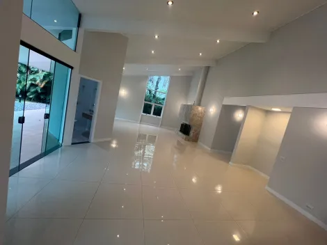 imagem 2 - Casa com 4 Quartos sendo 2 Suítes e Hidromassagem - Resid. Lago Azul imagem 2 - Casa com 4 Quartos sendo 2 Suítes e Hidromassagem - Resid. Lago Azul