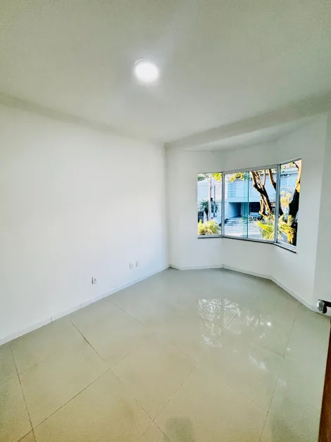 imagem 2 - Casa - em Condomínios imagem 2 - Casa - em Condomínios