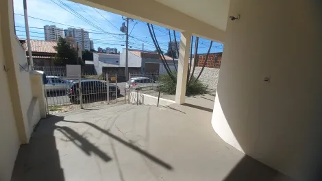 imagem 2 - Casa à Venda com 2 Quartos, 2 Vagas e Quintal! - Vila Jardini imagem 2 - Casa à Venda com 2 Quartos, 2 Vagas e Quintal! - Vila Jardini