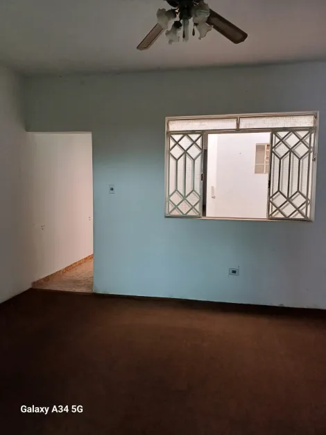 imagem 5 - Casa com 2 Quartos, 2 vagas e Quintal na Vila Santana! imagem 5 - Casa com 2 Quartos, 2 vagas e Quintal na Vila Santana!