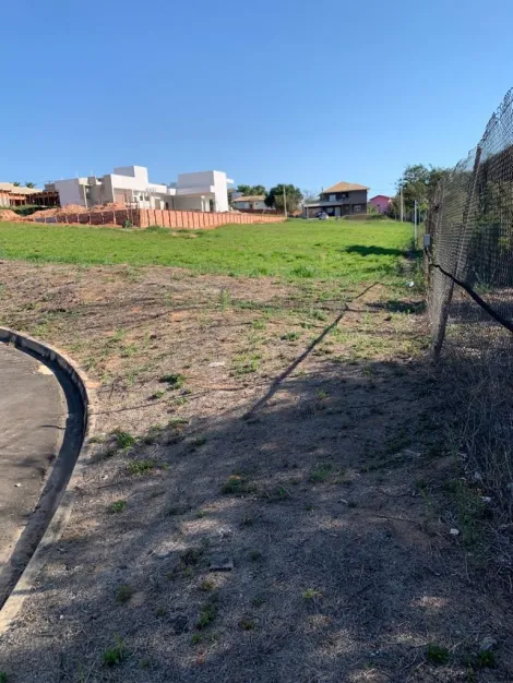 imagem 1 - Terreno á venda com 1018 m² em Araçoiaba da Serra- SP imagem 1 - Terreno á venda com 1018 m² em Araçoiaba da Serra- SP